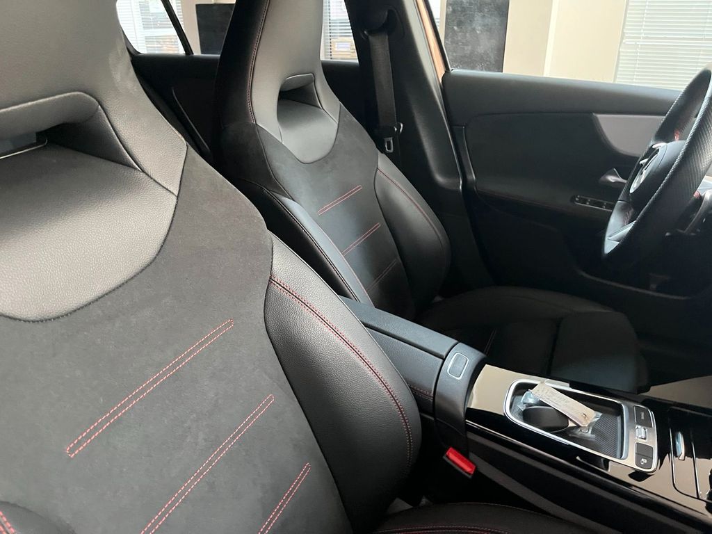 Mercedes-Benz A 250 2024