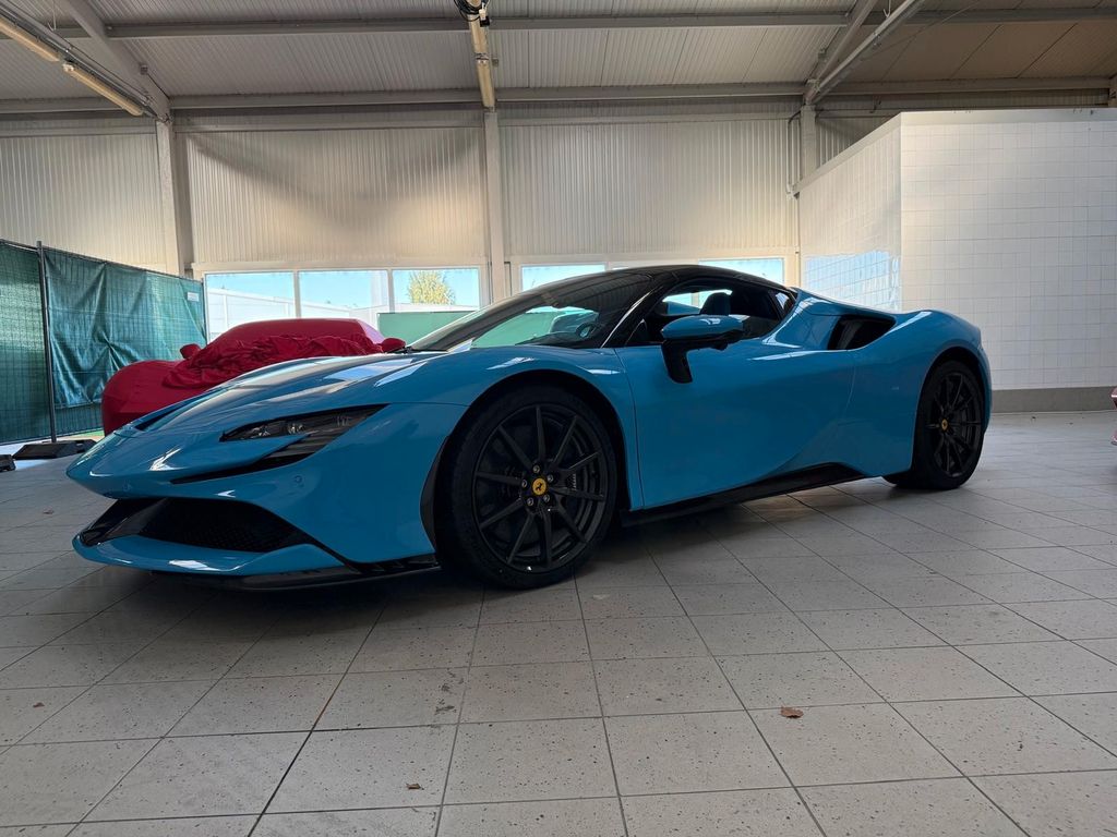 Ferrari SF90 2024