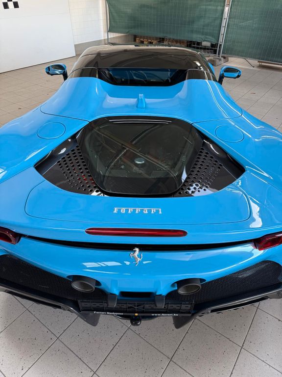 Ferrari SF90 2024