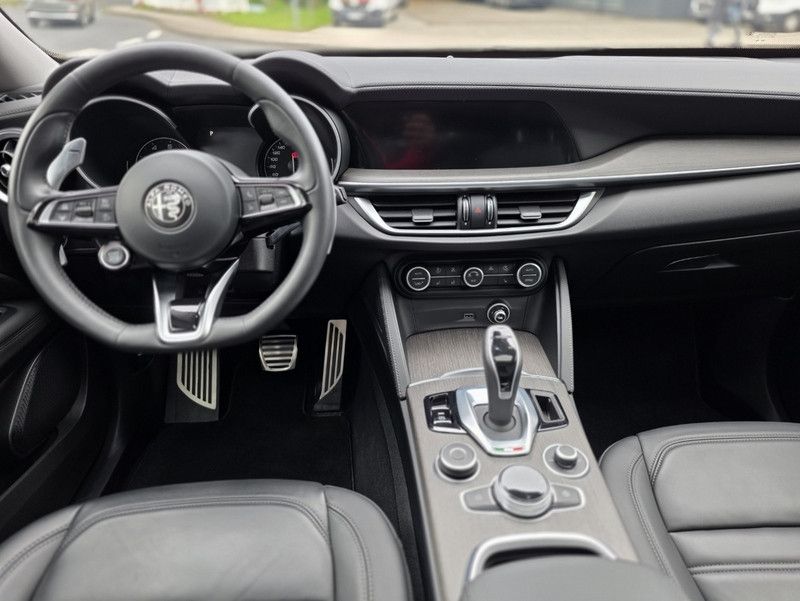 Alfa Romeo Stelvio 2021