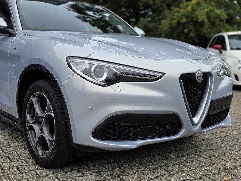 Alfa Romeo Stelvio 2021
