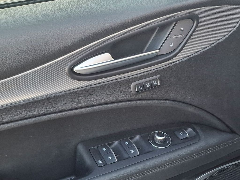 Alfa Romeo Stelvio 2020