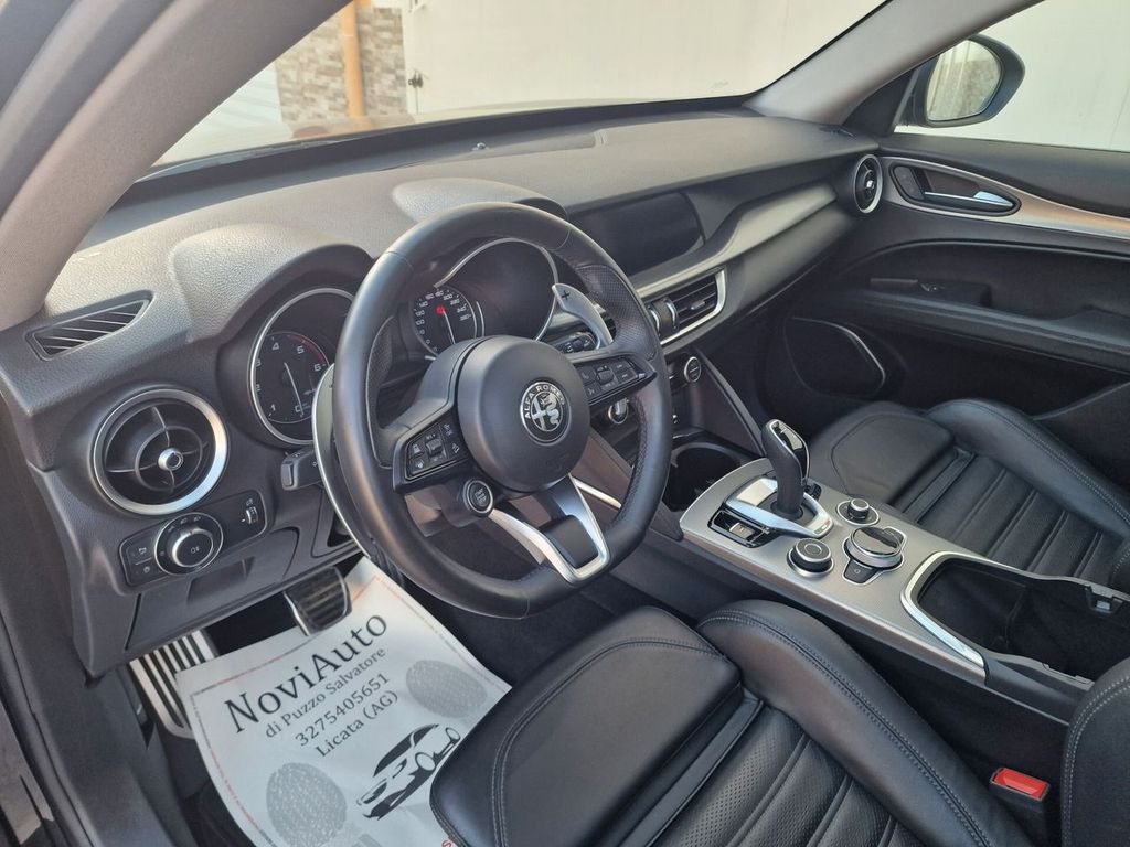 Alfa Romeo Stelvio 2020