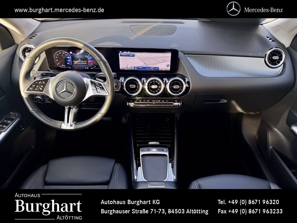 Mercedes-Benz GLA 200 2024