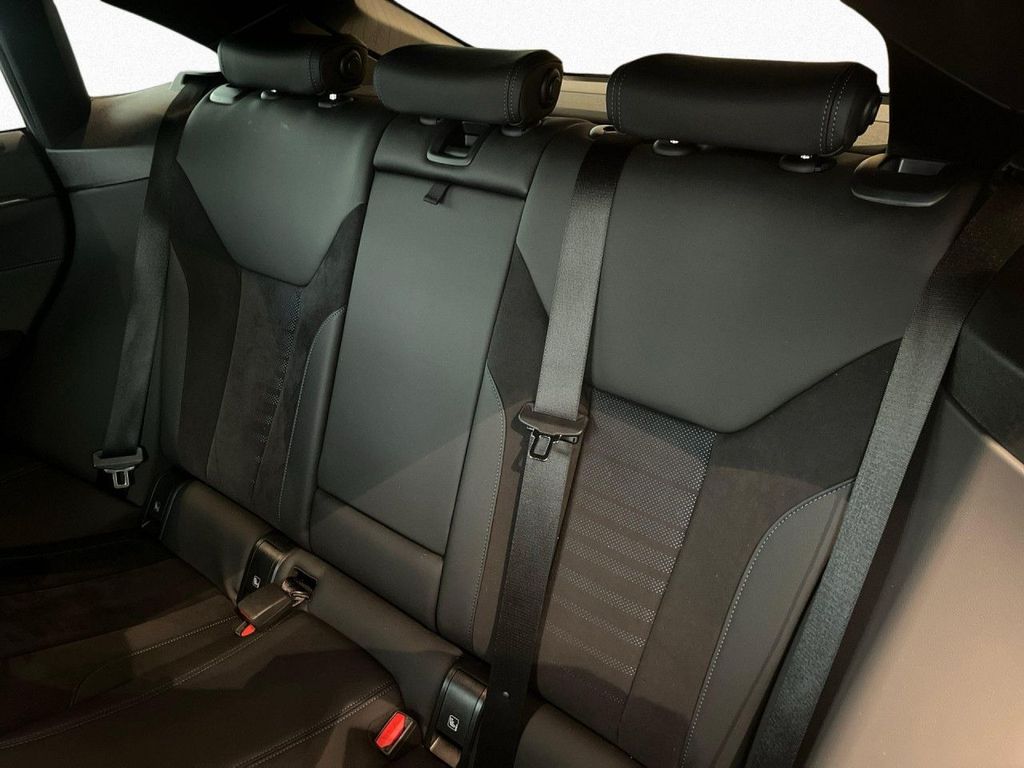 BMW i4 2023