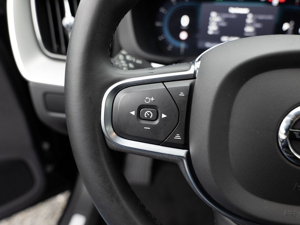 Volvo XC60 2023