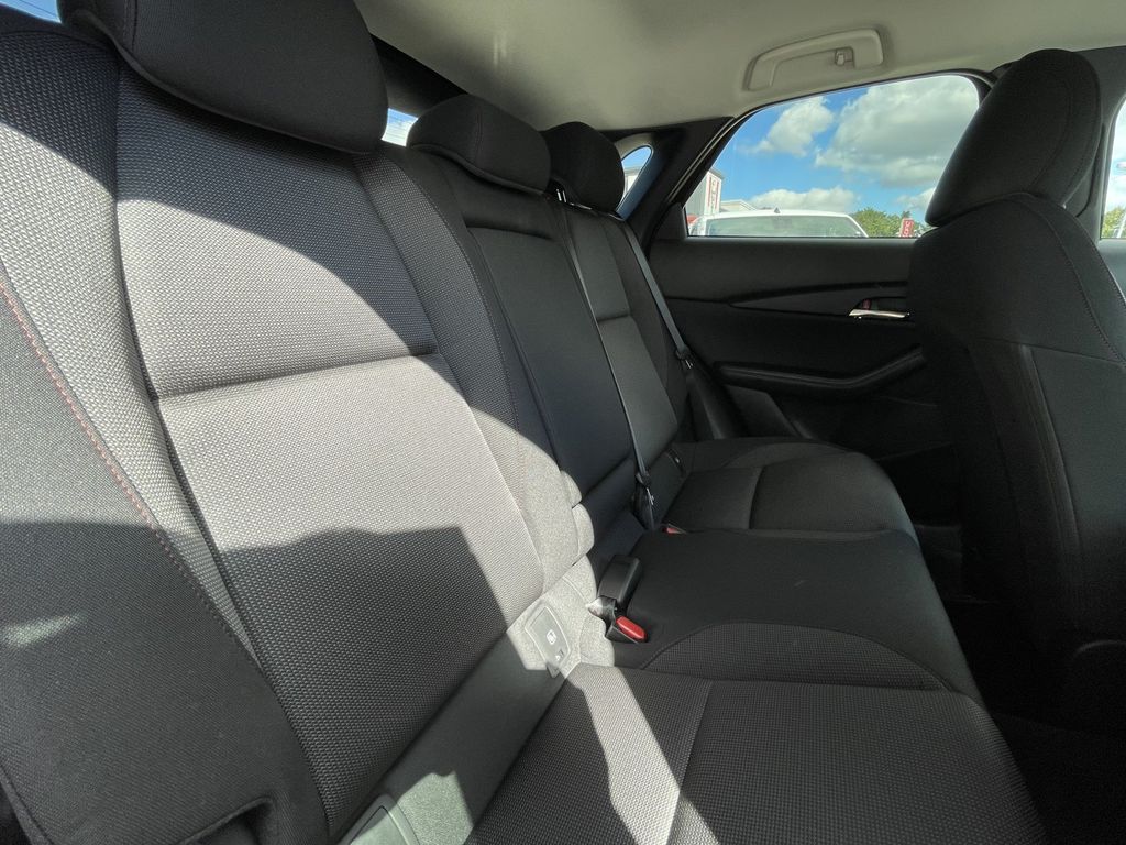 Mazda CX-30 2025