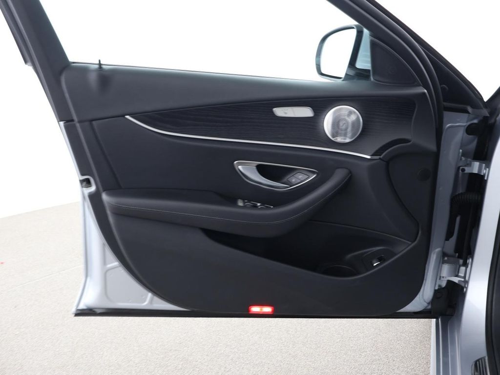 Mercedes-Benz E 300 2020