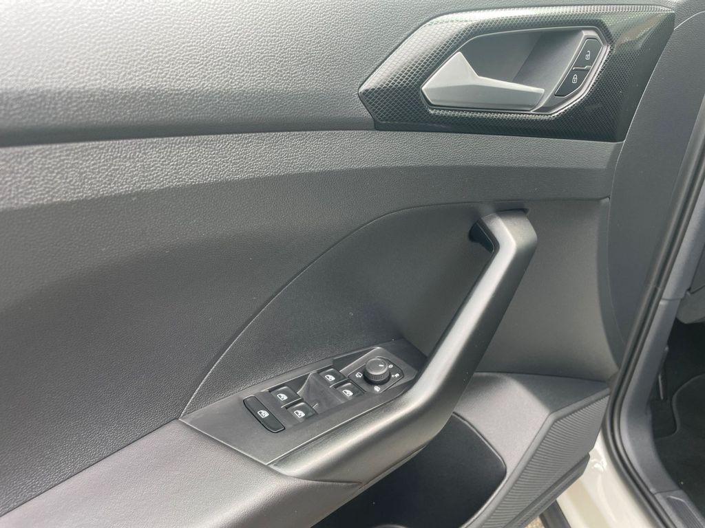 Volkswagen T-Cross 2024