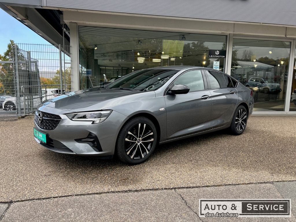 Opel Insignia 2022