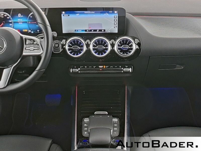 Mercedes-Benz EQA 2023