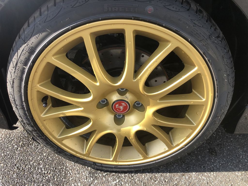 Abarth 595 2021