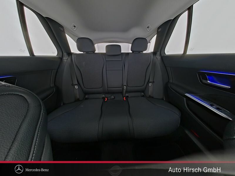 Mercedes-Benz C 220 2025