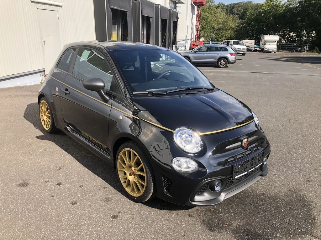 Abarth 595 2021