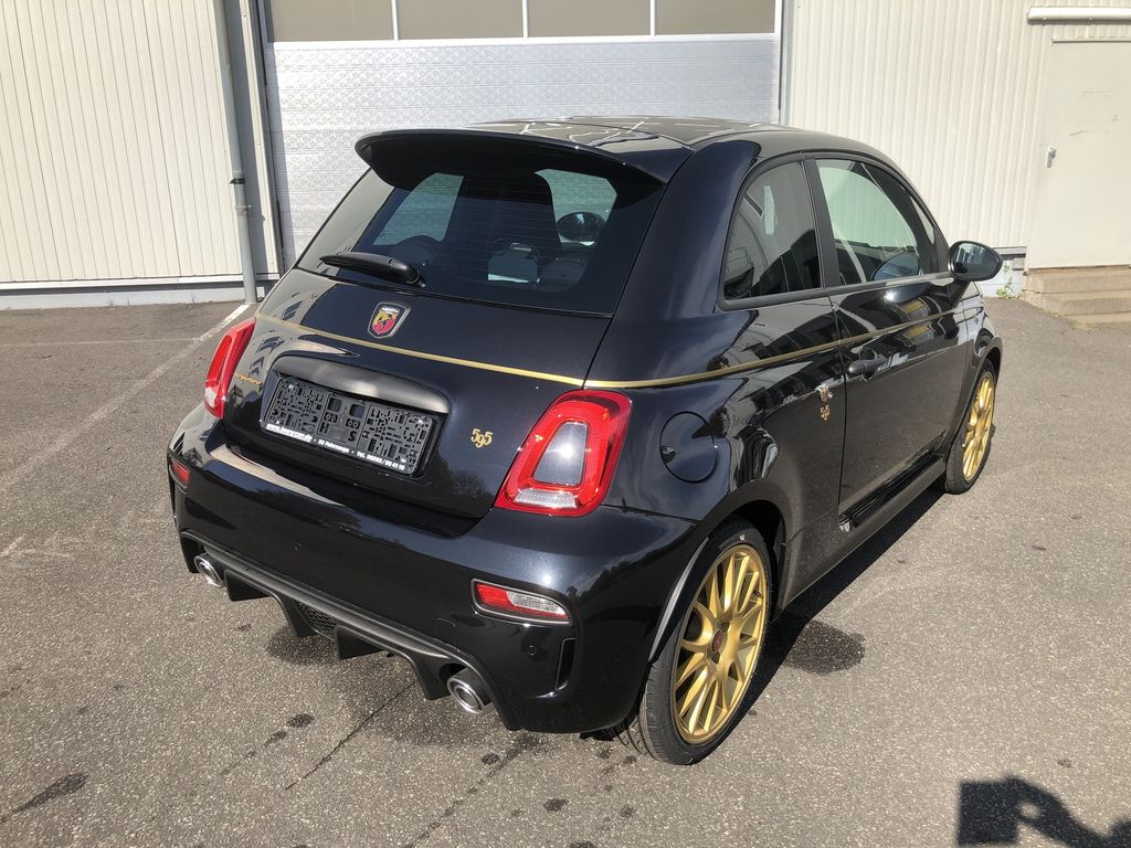 Abarth 595 2021
