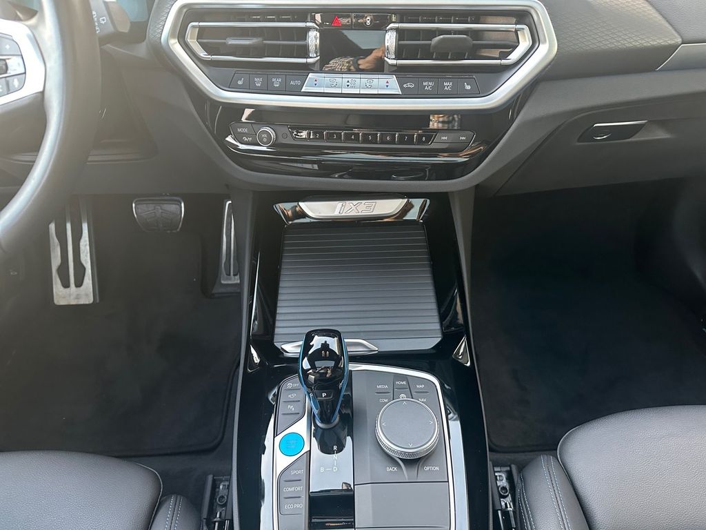 BMW iX3 2022