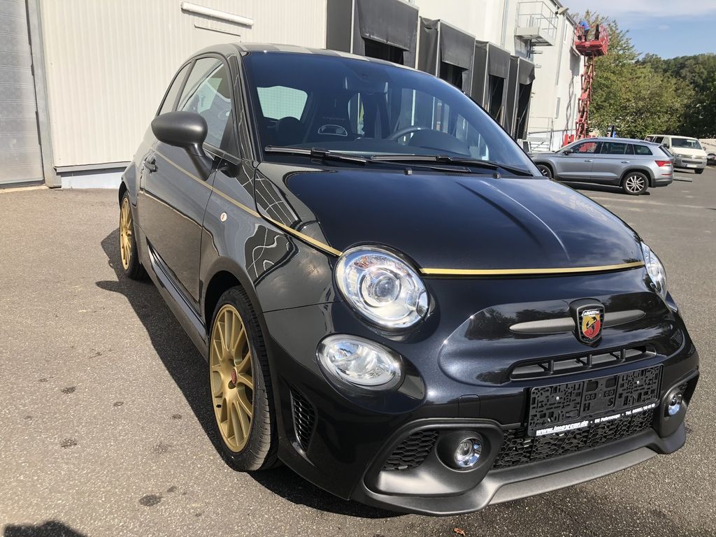 Abarth 595 2021