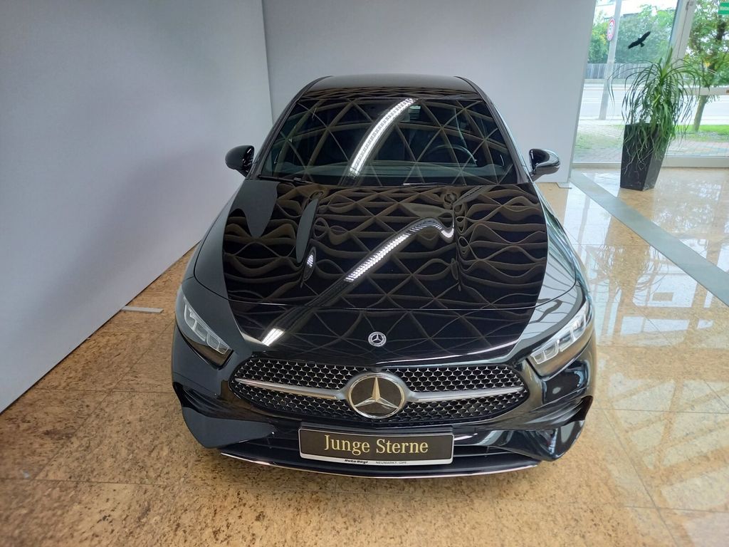 Mercedes-Benz A 220 2024