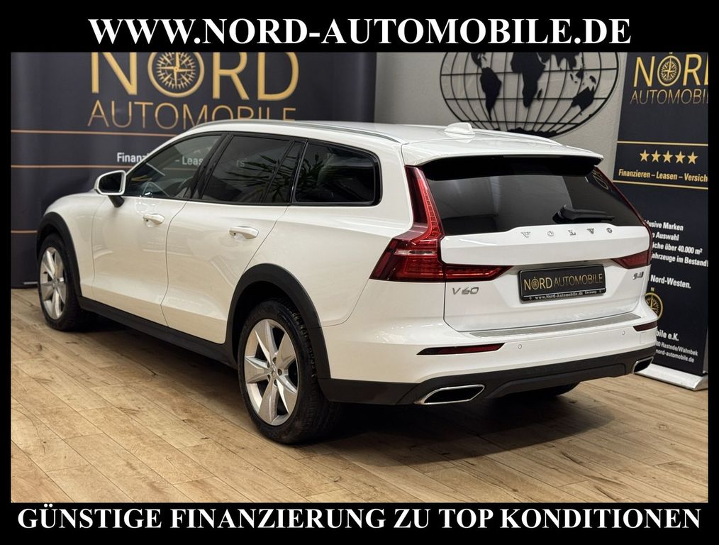 Volvo V60 Cross Country 2022