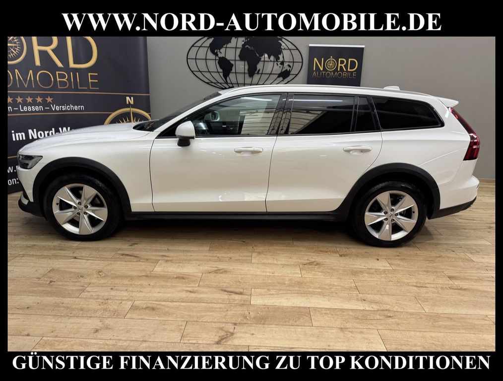 Volvo V60 Cross Country 2022