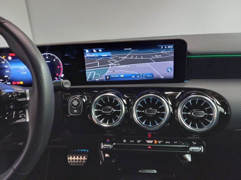 Mercedes-Benz A 220 2024