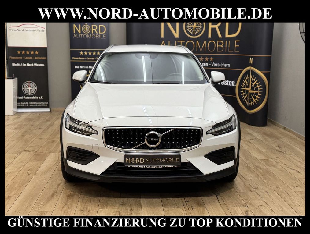 Volvo V60 Cross Country 2022