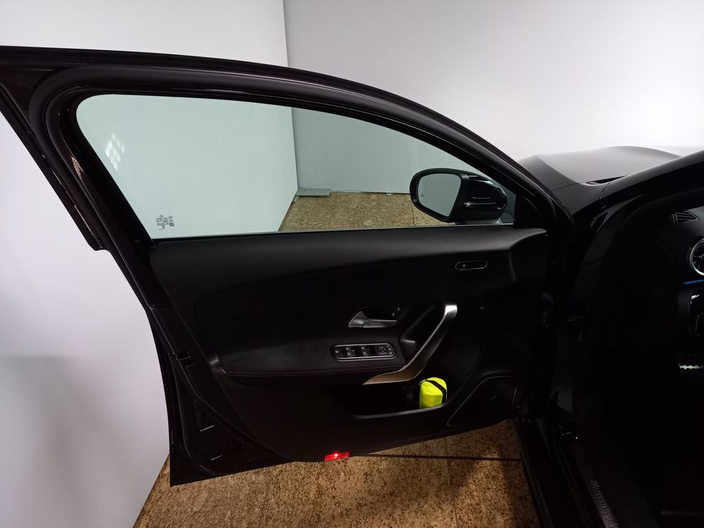 Mercedes-Benz A 220 2024