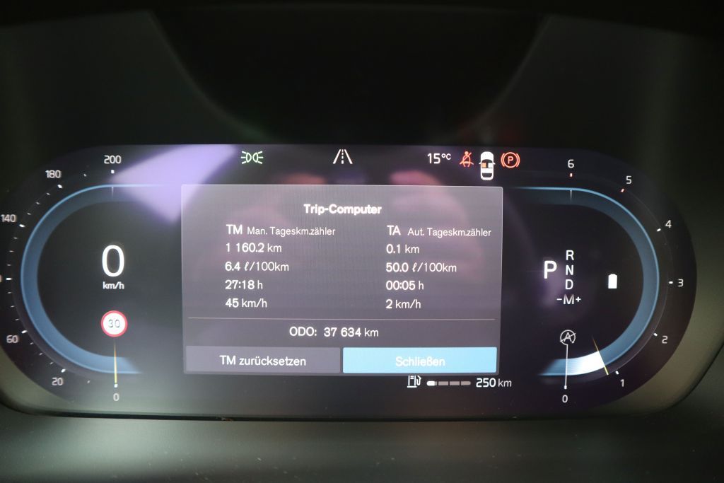 Volvo V60 Cross Country 2023