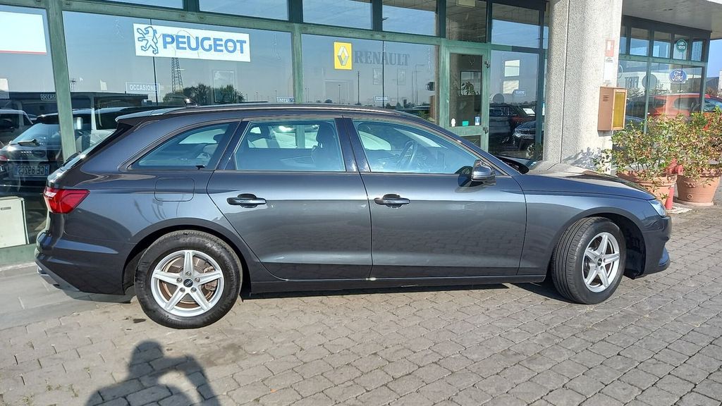 Audi A4 2021