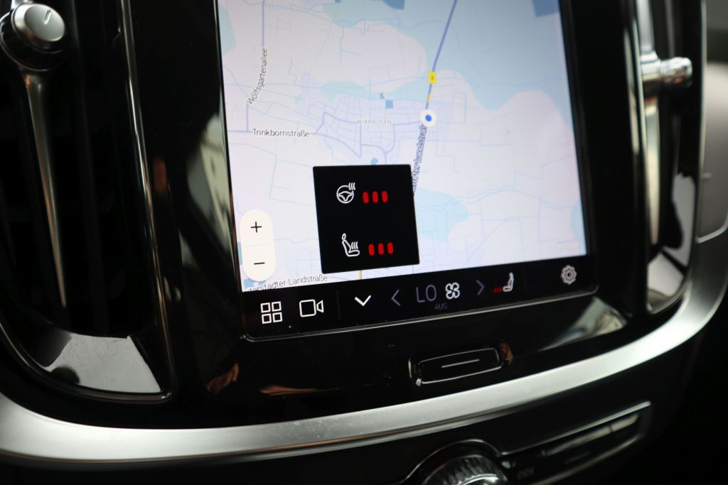 Volvo V60 Cross Country 2023