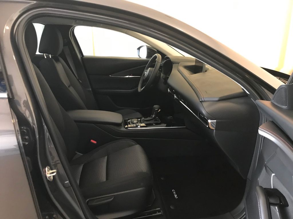 Mazda CX-30 2025