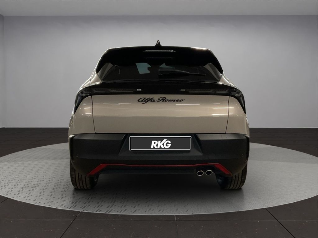 Alfa Romeo Junior 2025