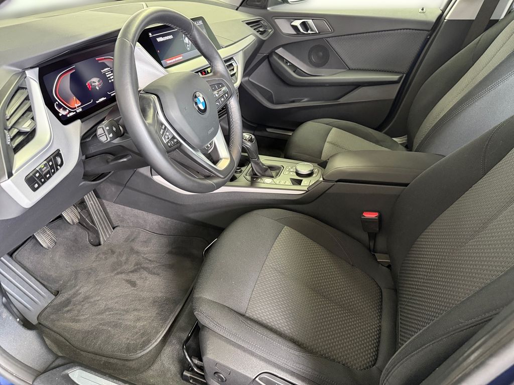 BMW 118 2022