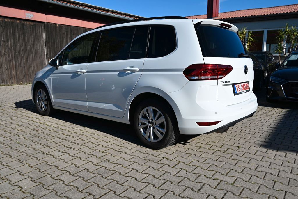 Volkswagen Touran 2021