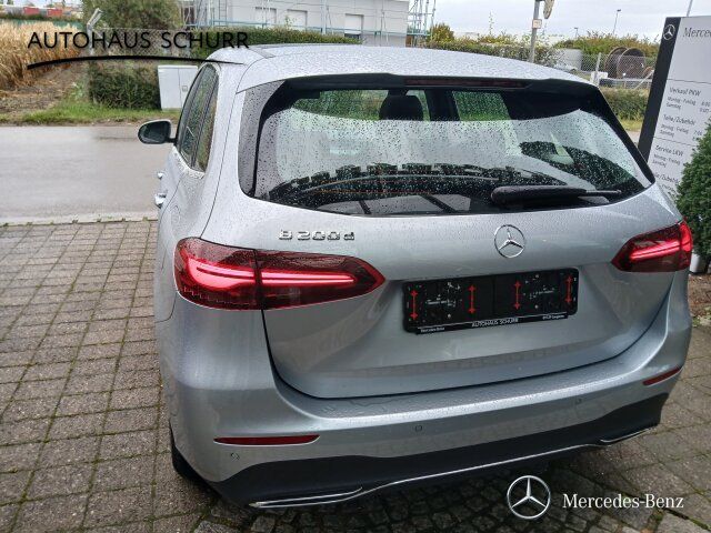 Mercedes-Benz B 200 2025