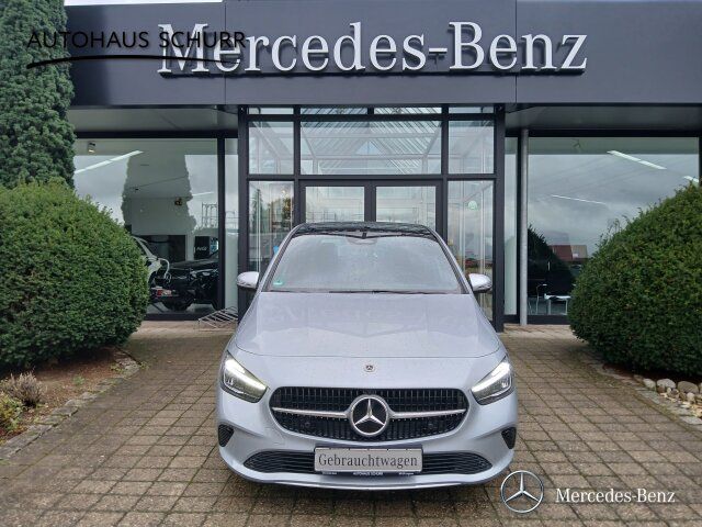 Mercedes-Benz B 200 2025