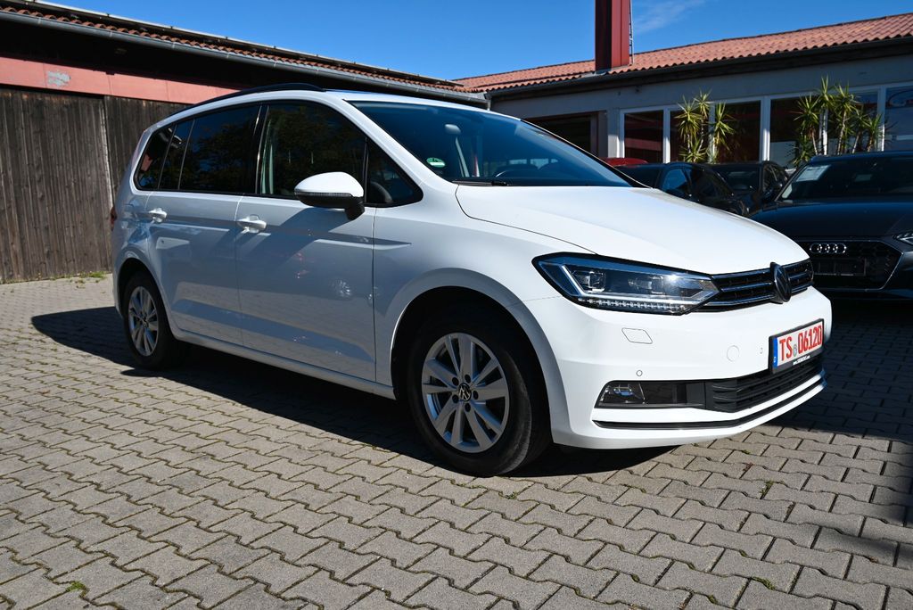 Volkswagen Touran 2021