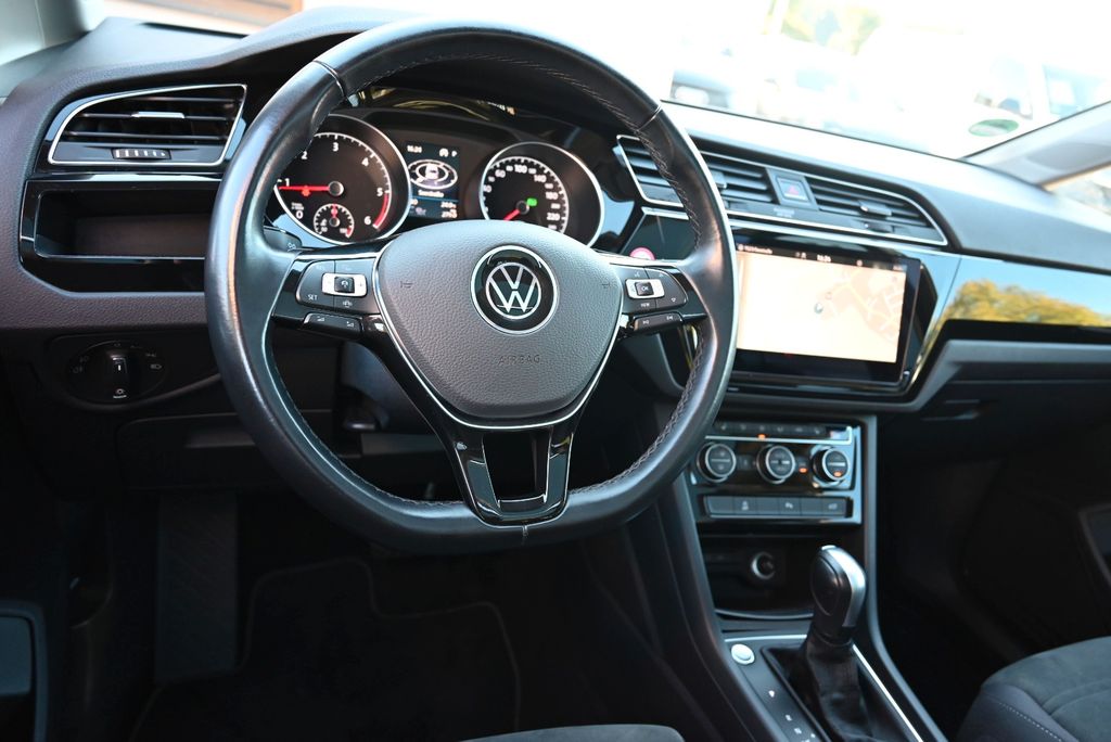 Volkswagen Touran 2021