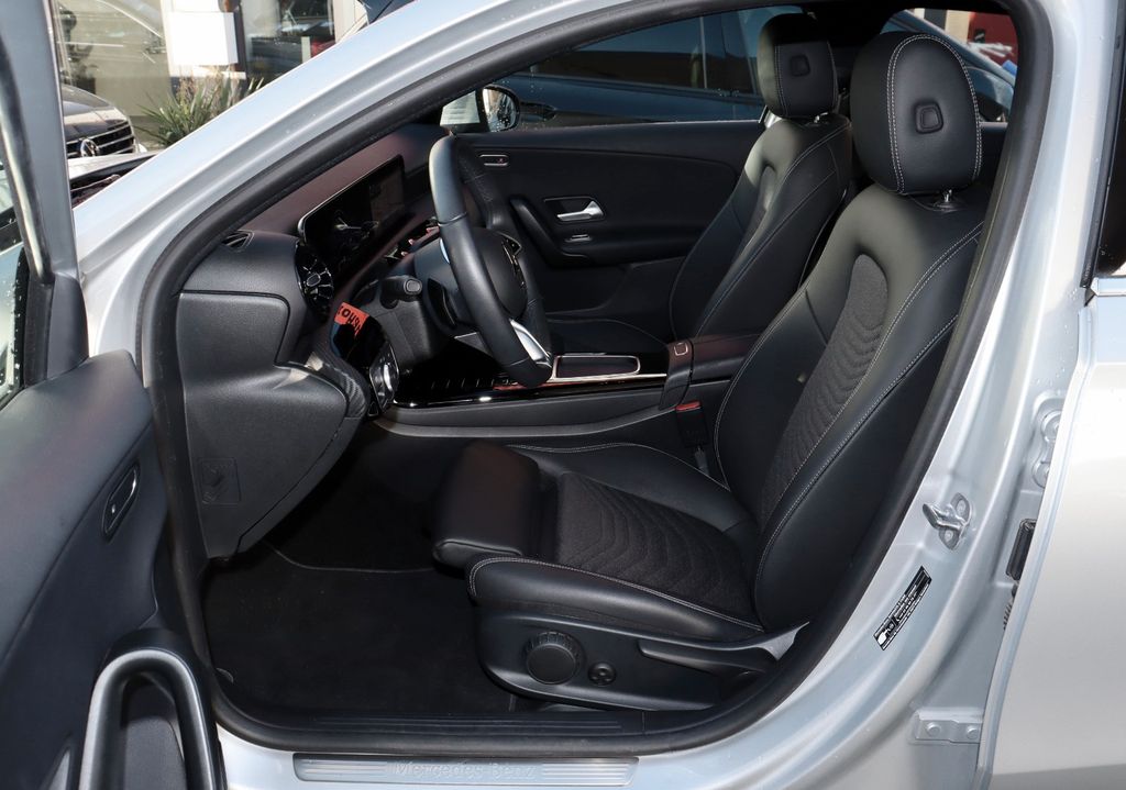 Mercedes-Benz A 180 2023