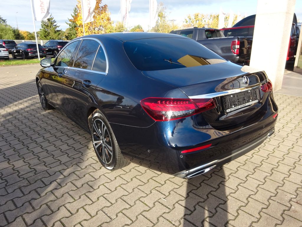 Mercedes-Benz E 220 2024
