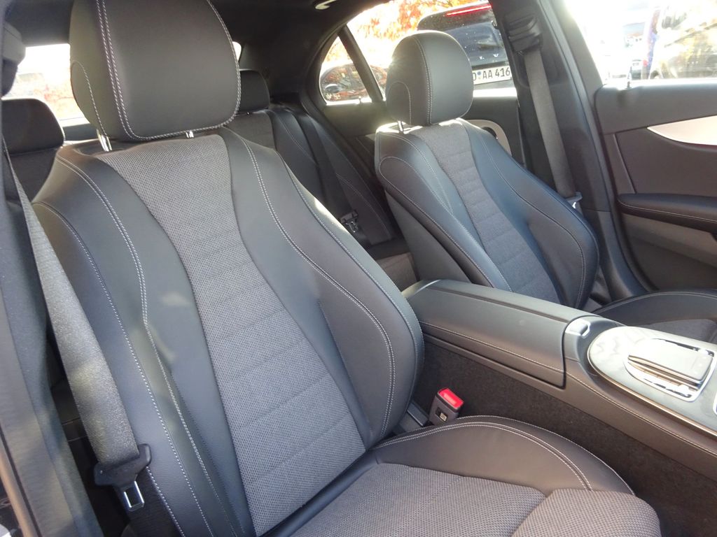 Mercedes-Benz E 220 2024