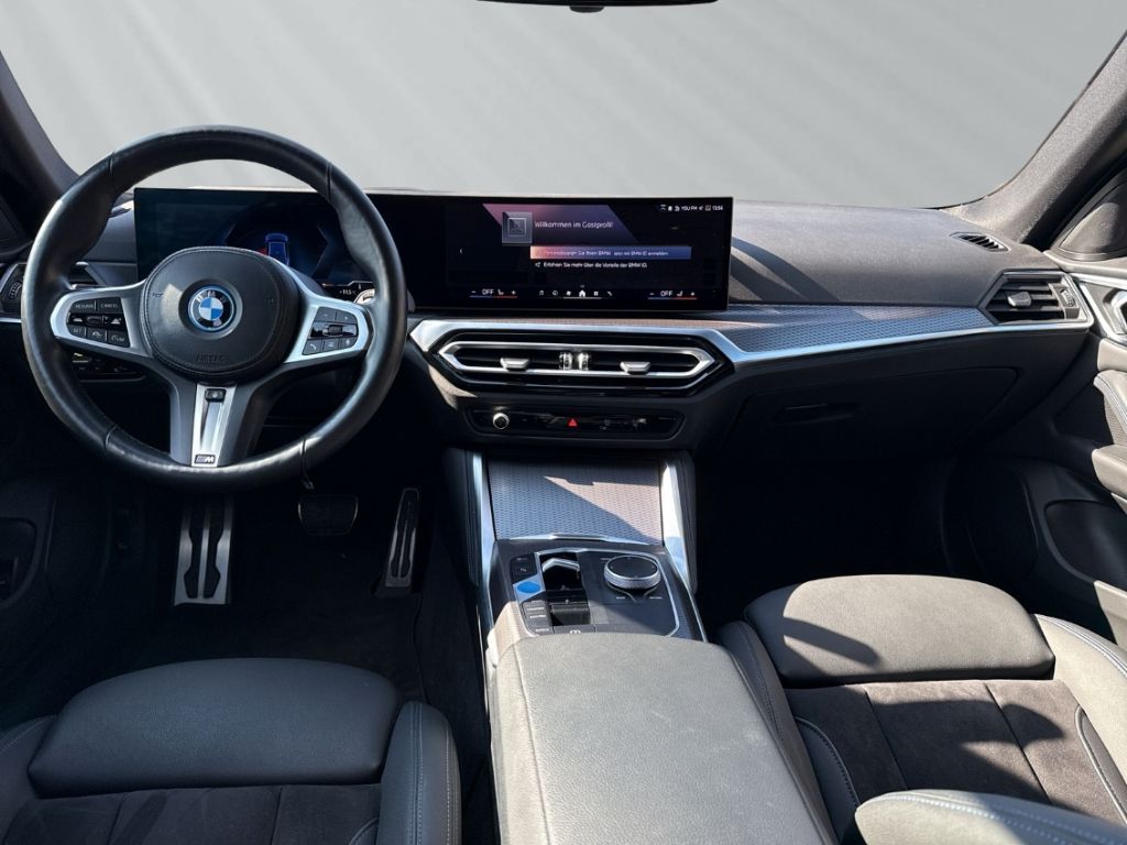 BMW i4 2023