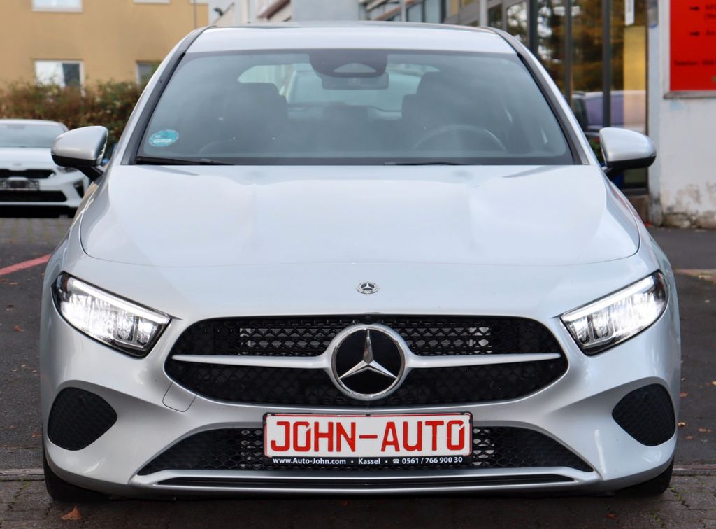 Mercedes-Benz A 180 2023