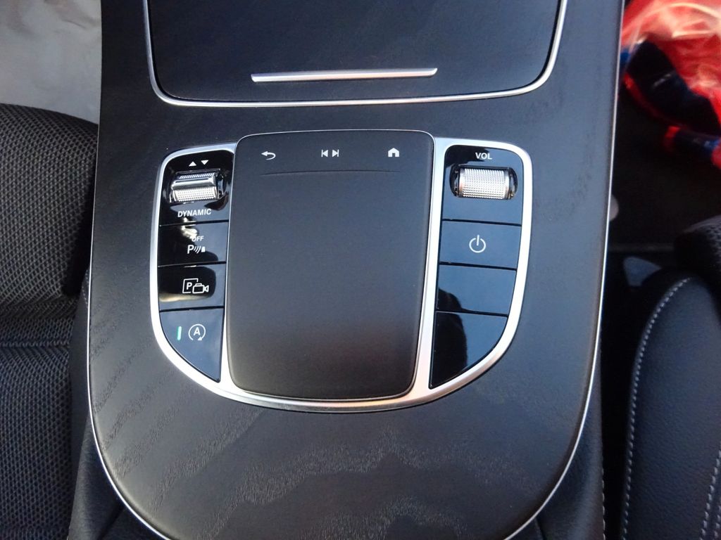 Mercedes-Benz E 220 2024