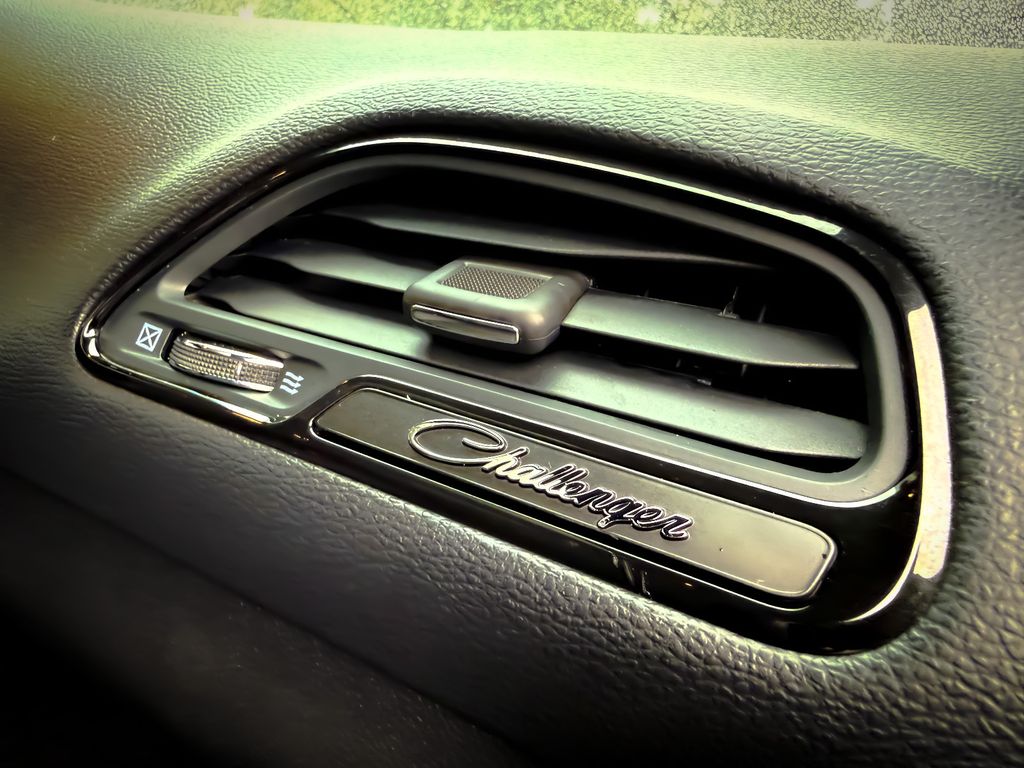 Dodge Challenger 2024