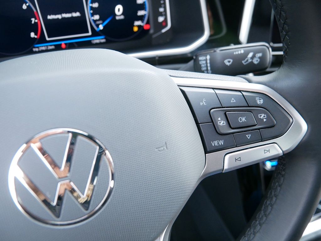 Volkswagen T-Roc 2024