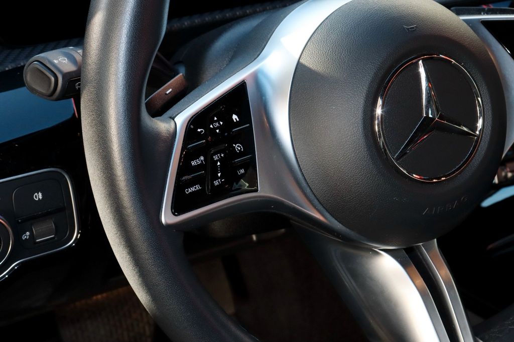 Mercedes-Benz A 180 2023