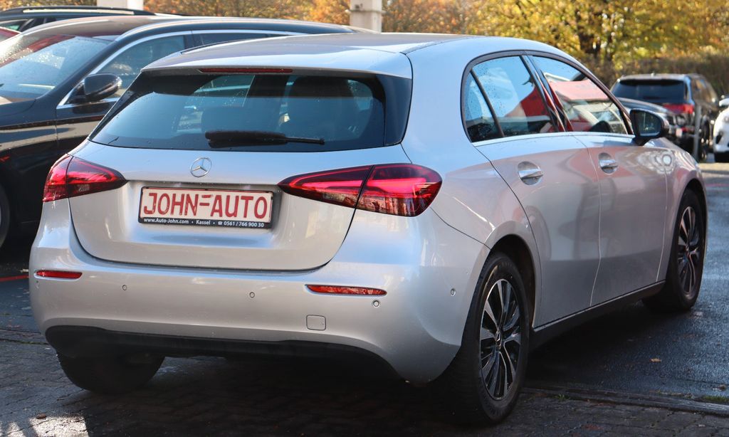 Mercedes-Benz A 180 2023