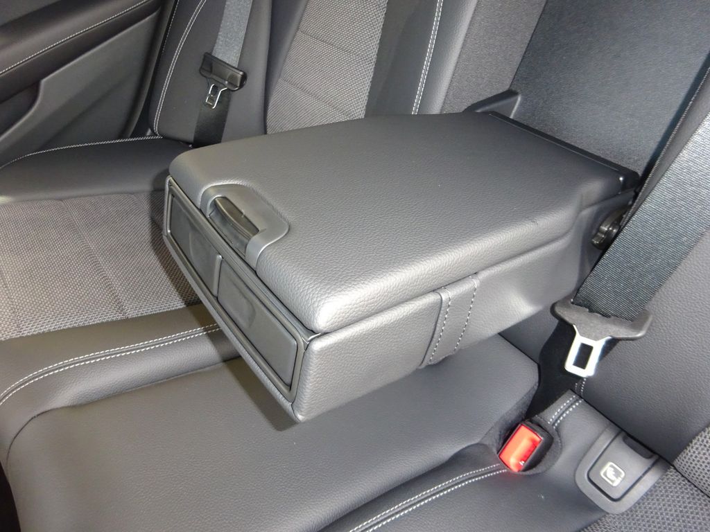 Mercedes-Benz E 220 2024