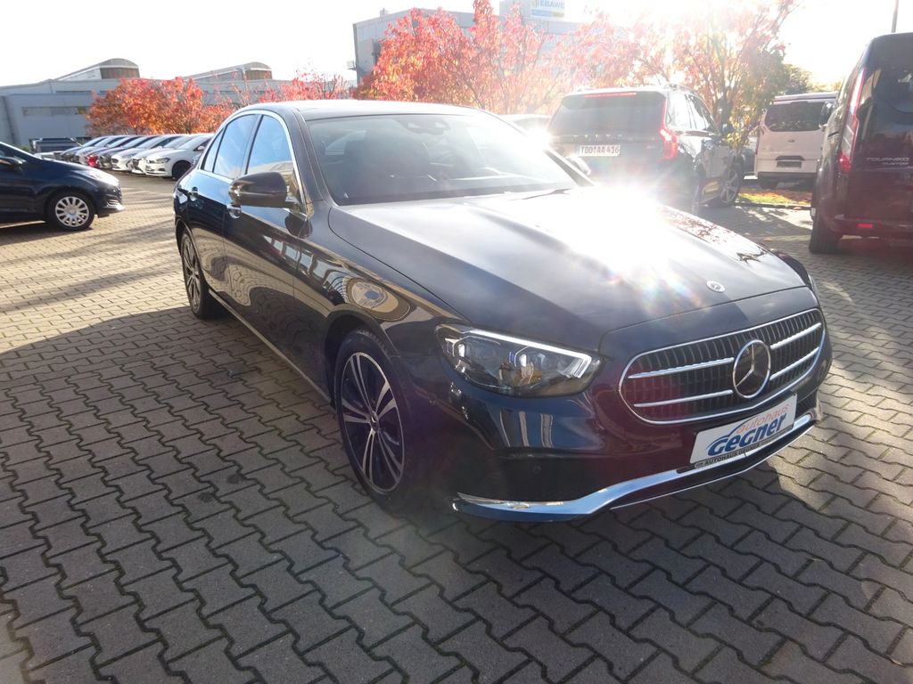 Mercedes-Benz E 220 2024